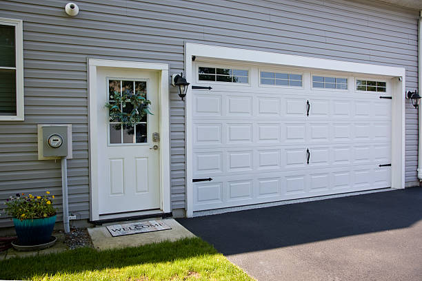 24/7 Emergency Garage Door Spring Repair experts in Rose Hill, KS